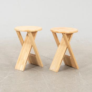 Roger Tallon, a pair of "TS" stools, Sentou, Paris, 1970s.