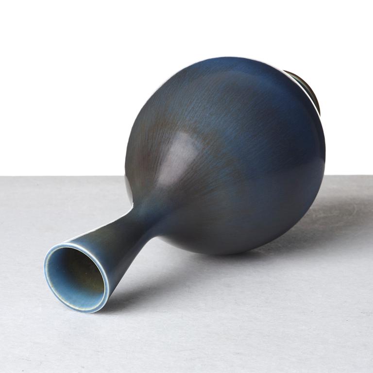 Berndt Friberg, a stoneware vase, Gustavsberg studio, Sweden 1963.