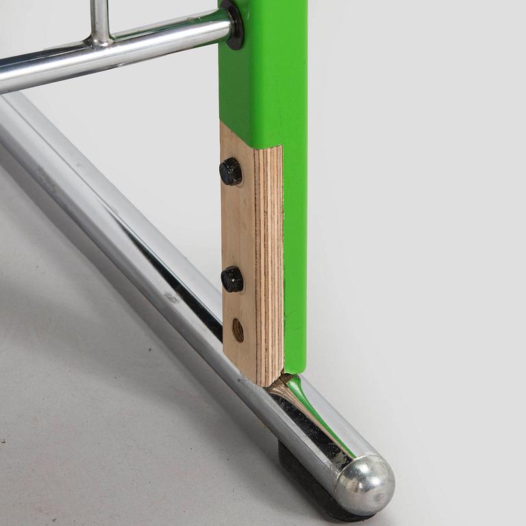 Yrjö Kukkapuro, nojatuoli "Experiment", Avarte 1980-luku.