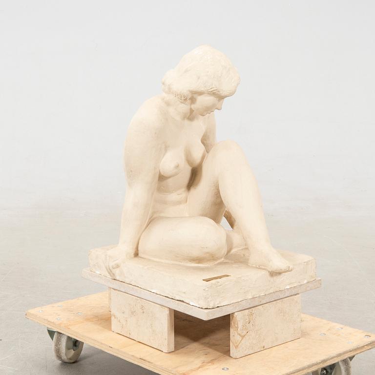 Gunnar Heide, Sculpture of a Sitting Nude Model.