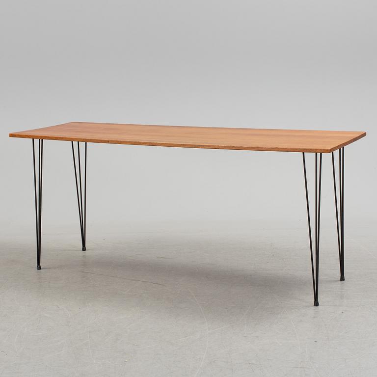 SKRIVBORD, String-modell, 1900-talets mitt.