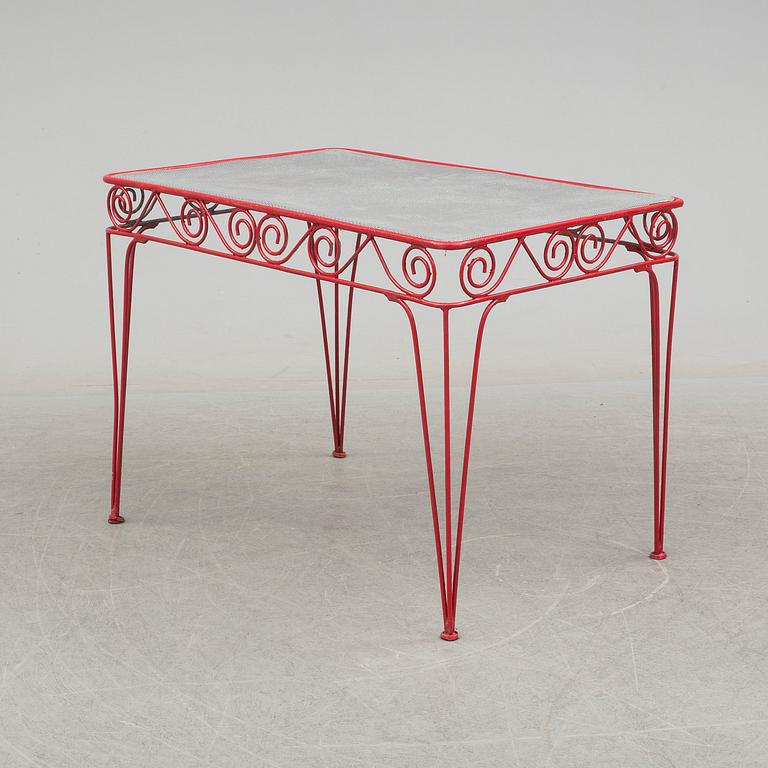 A second half of the 20th century table.