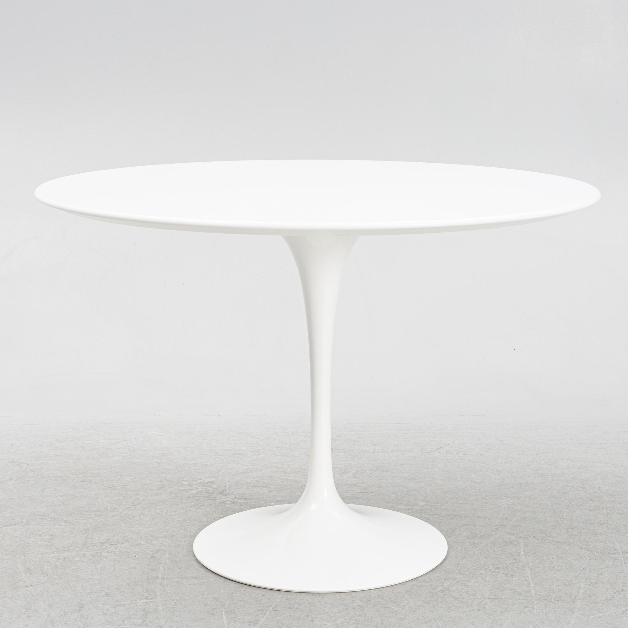 Eero Saarinen, dining table, "Tulip", Knoll International, second half of the 20th century.