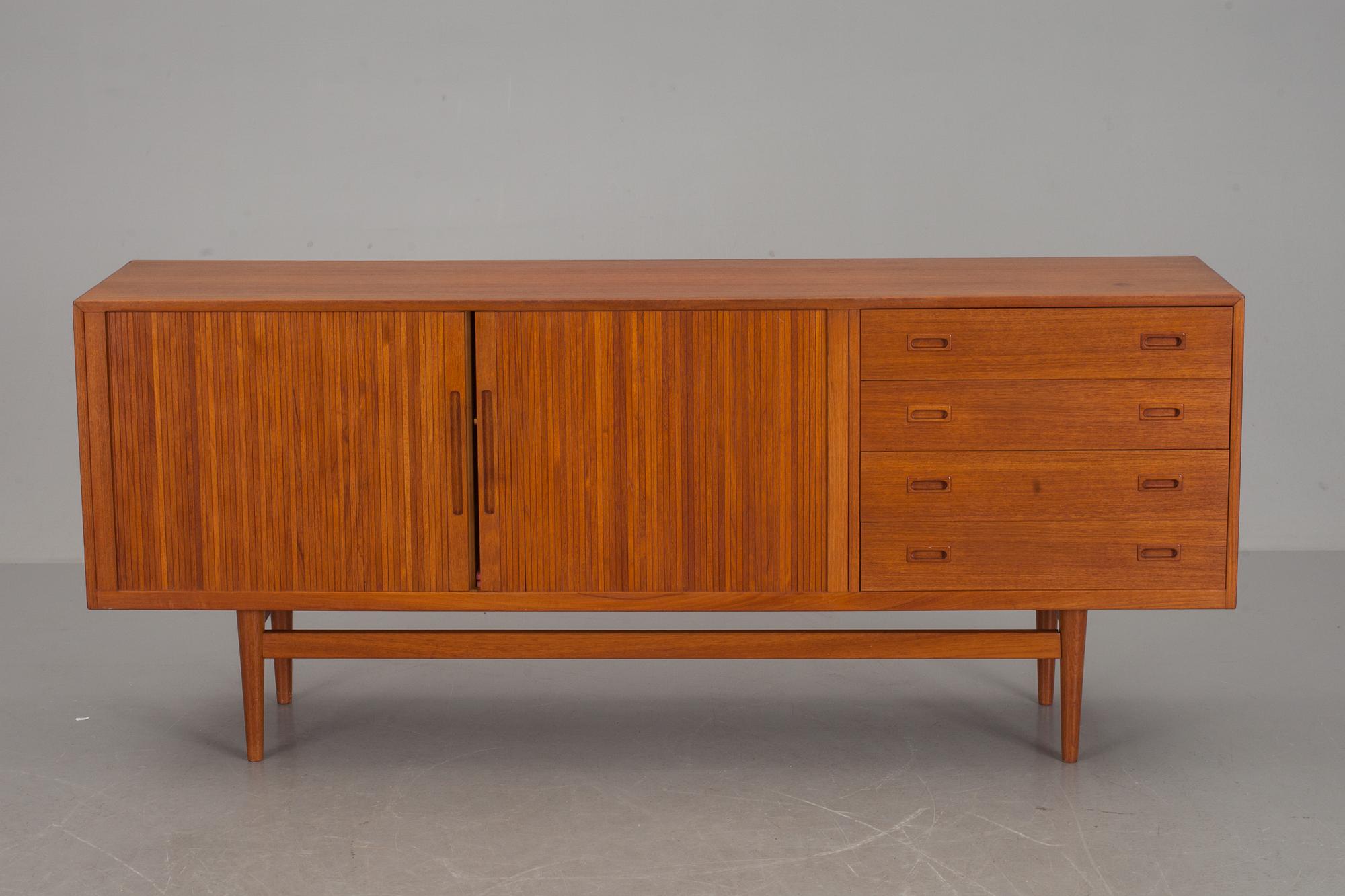 SIDEBOARD, 1900-talets andra hälft.