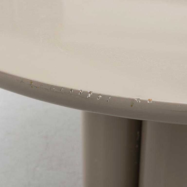 Matbord,  samtida tillverkning.