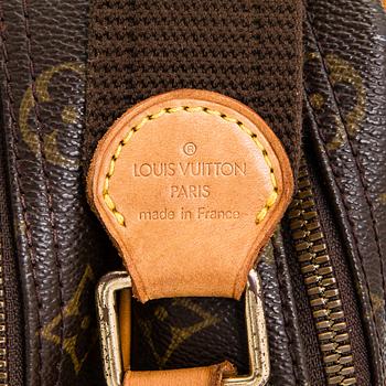 Louis Vuitton, Monogram 'Reporter GM' Shoulder Bag.