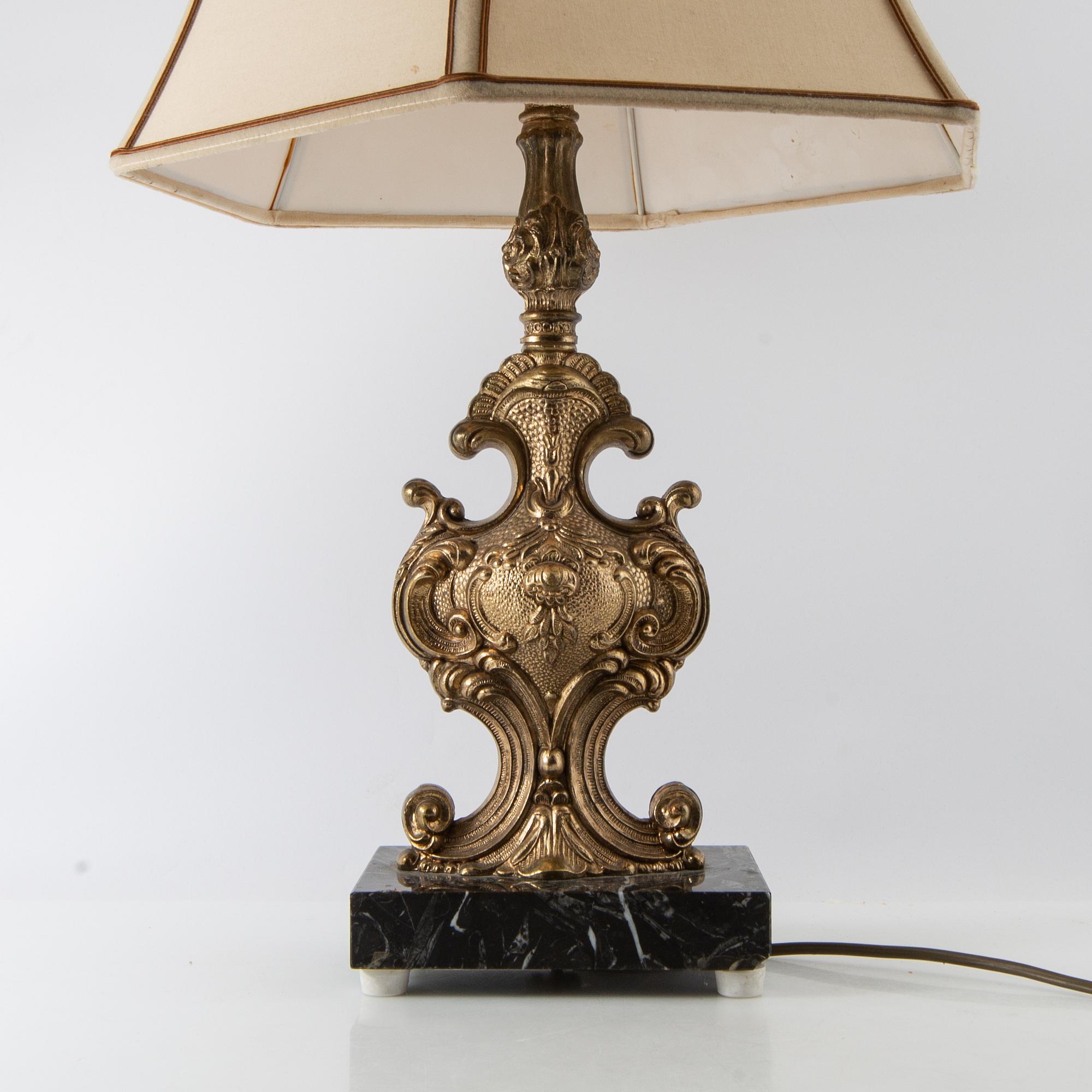 Table lamp, first half of the 20th century.