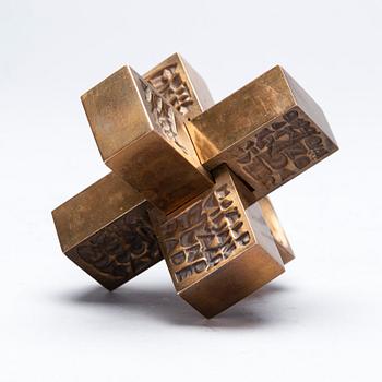 LAILA PULLINEN, medalj, brons, signerad LP och numrerad 10627.