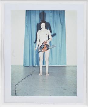 ANNIKA VON HAUSSWOLFF, polaroid.  "Det sista självporträttet" Serie om 400 unika polaroidbilder.