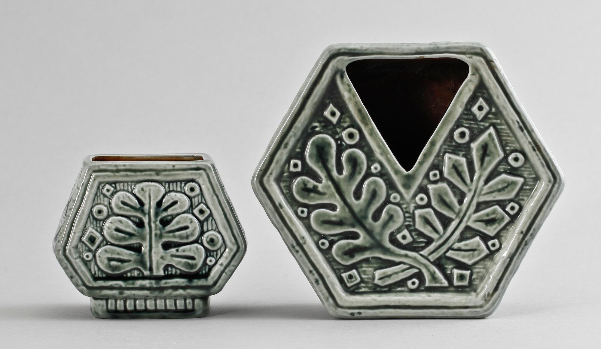 PARTI KERAMIK, stengods. bl.a. 'Farina', Gunnar Nylund, Rörstrand.