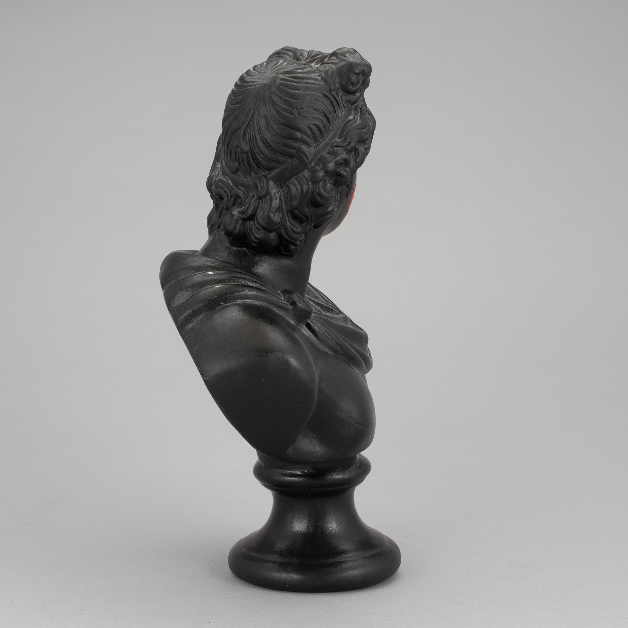 MAKODE LINDE, "Afromantics".