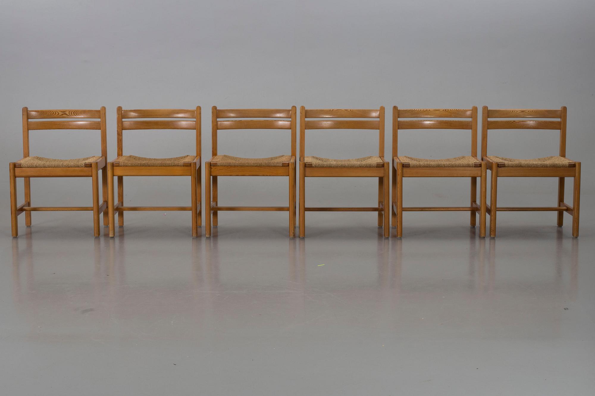 A SET OF 6 "ASSEBO" CHAIRS BY BÖRGE MOGENSEN.