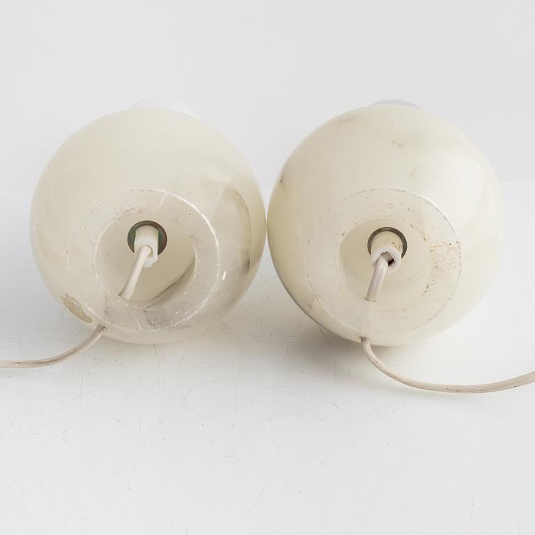 Table lamps, a pair, alabaster, model "B 2585", Svenskt Tenn, 1985.