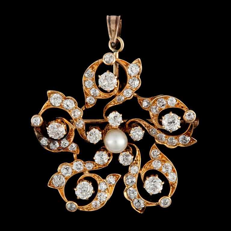 A cultured pearl and diamond brooch/pendant. Diamonds total carat weight circa 1.00 ct.