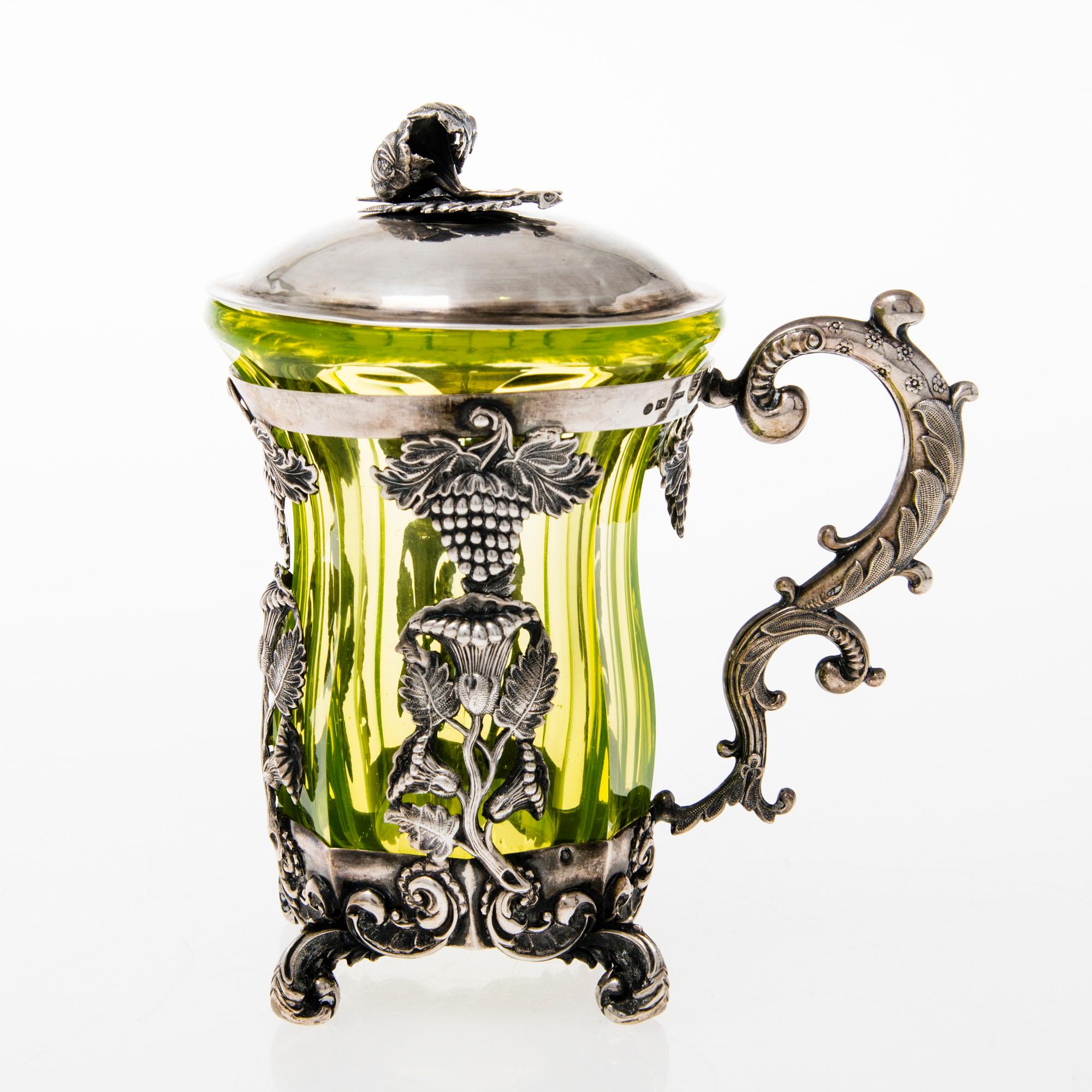 JOHANN DIEDRICH LINDKVIST, Lasi kannellisessa hopeapidikkeessä, Pietari 1841.