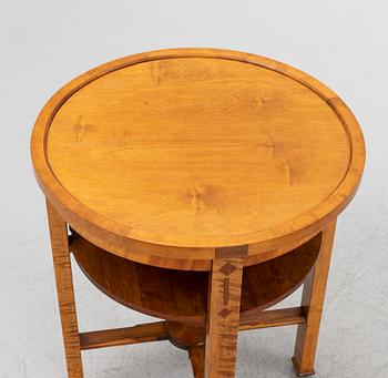 A early 20th century jugend table.