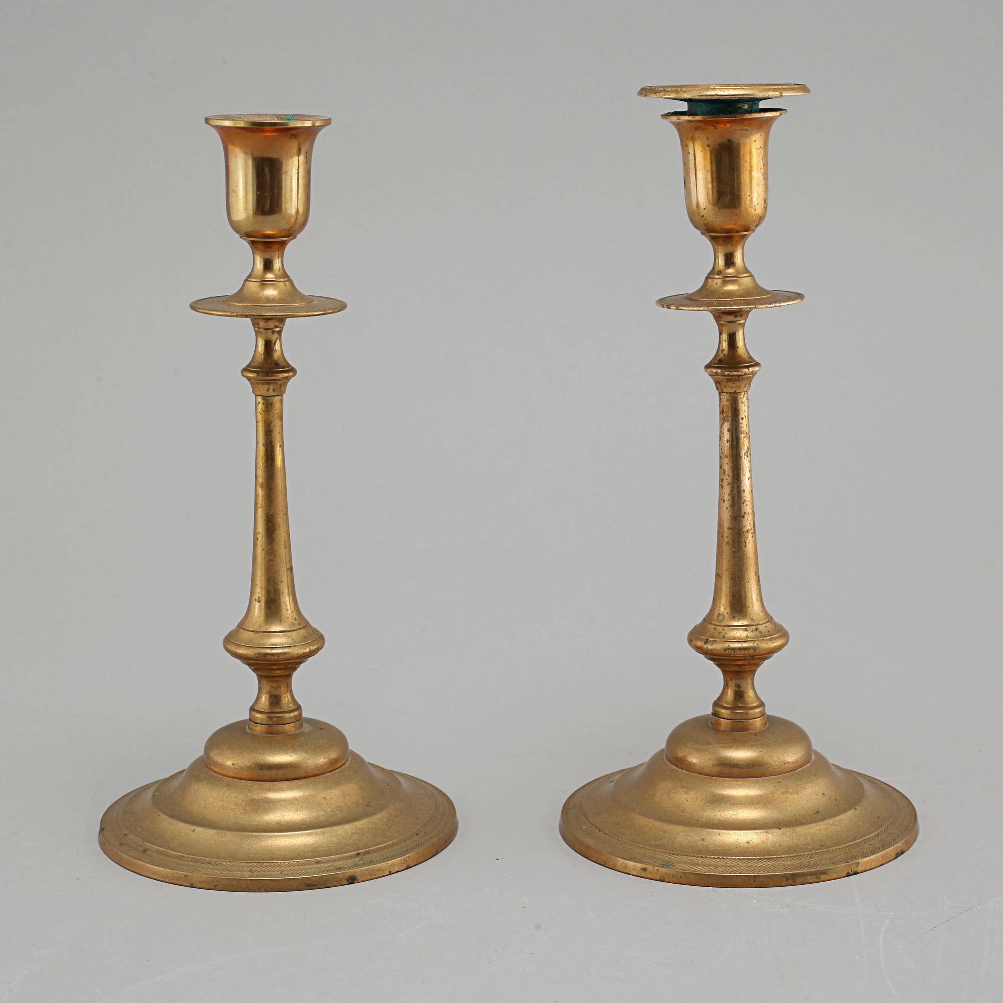 LJUSSTAKAR, ett par, mässing, Westerås Metallfabrik, 1800-talets andra hälft.