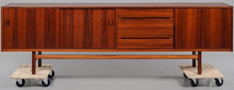 SIDEBOARD, "Grand", Nils Jonsson, 1900-talets andra hälft.