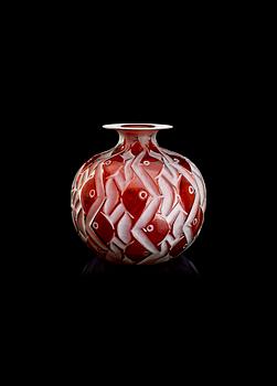 A René Lalique 'Penthièvre/1011' glass vase, model introduced 1928.