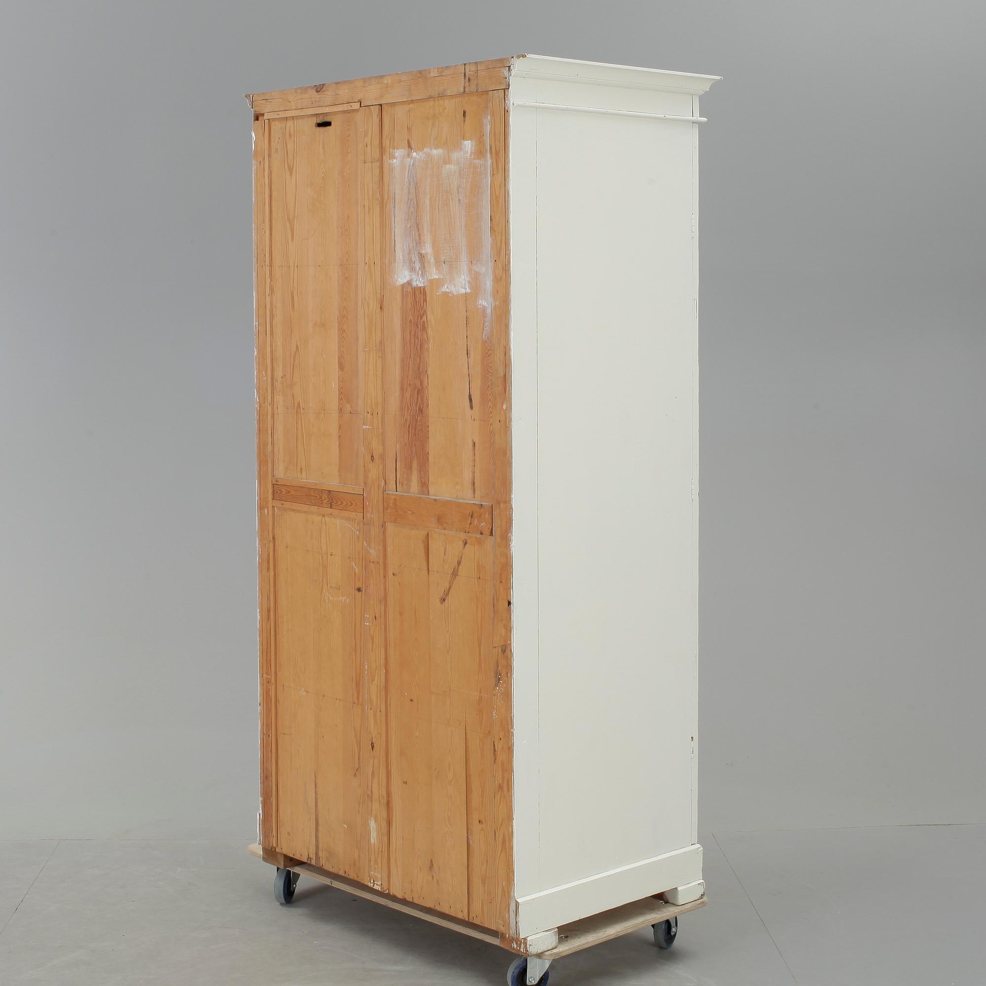 LINNESKÅP, 1800-tal.