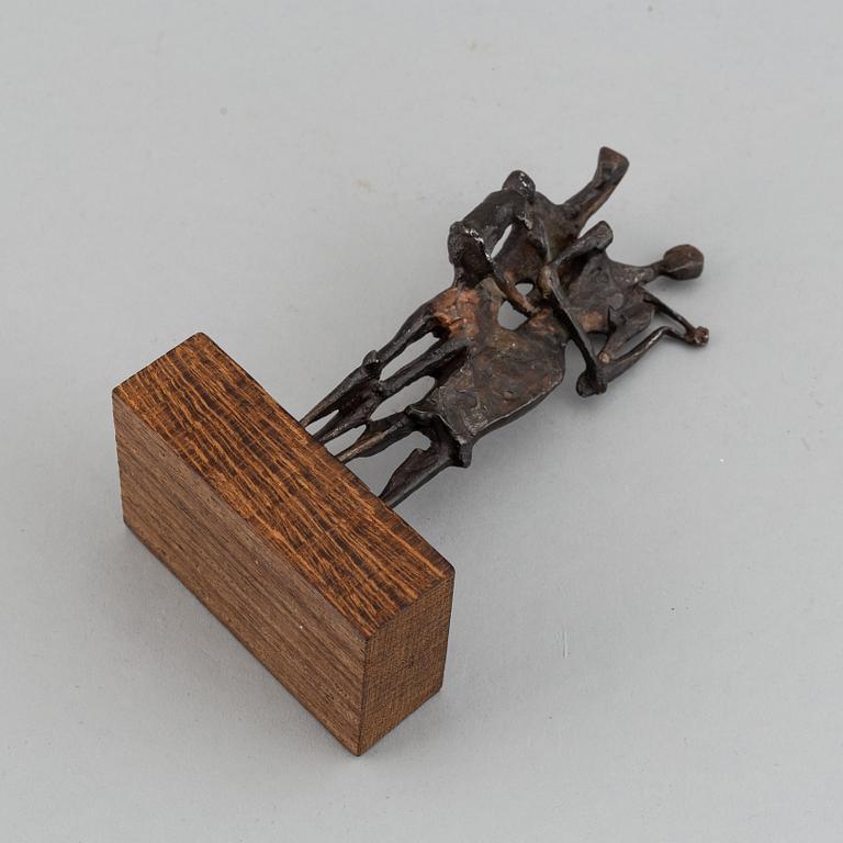 A unsigned Puck Stocklassa sculpture.