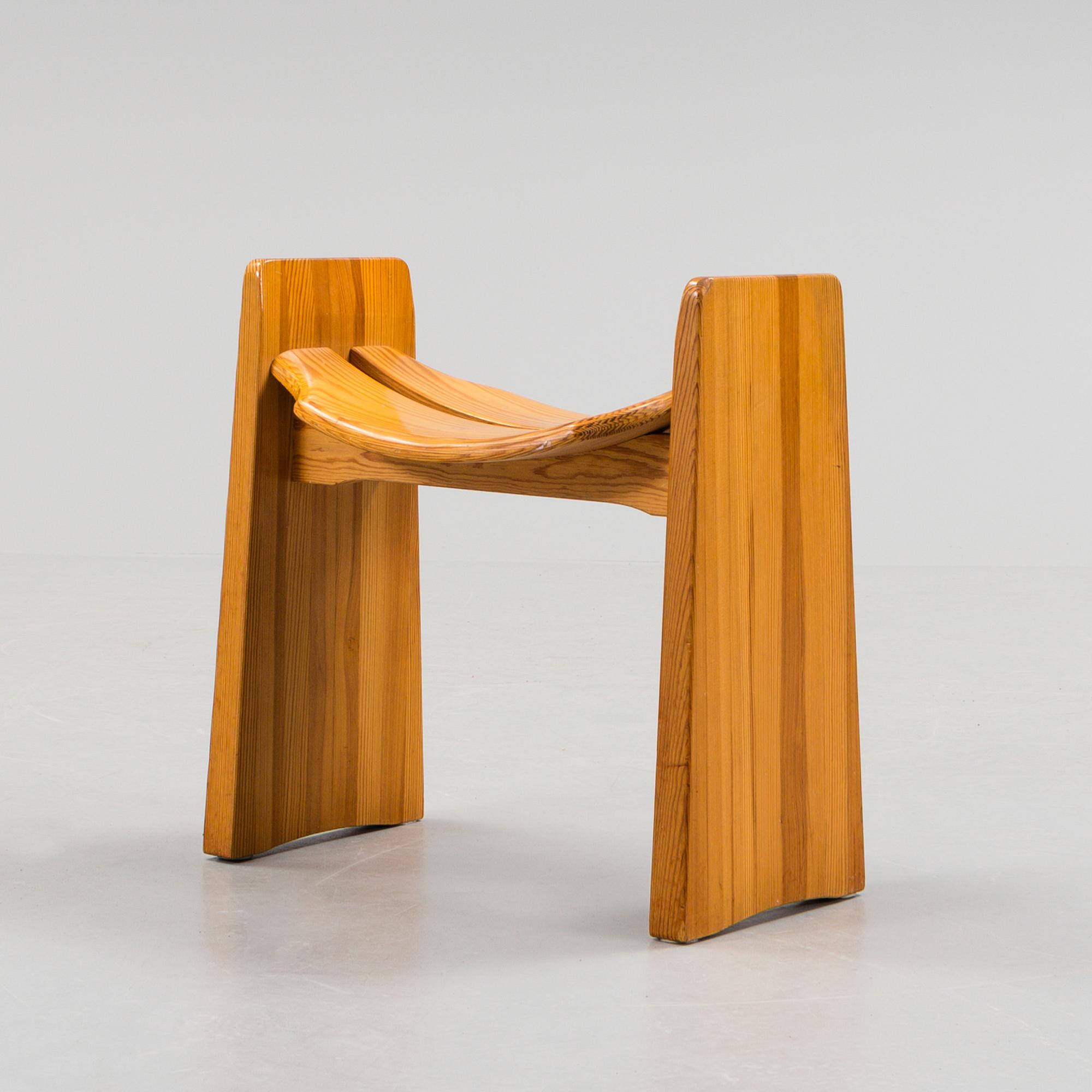 GILBERT MARKLUND, pall, Flarkens snickeri AB, formgiven 1969.