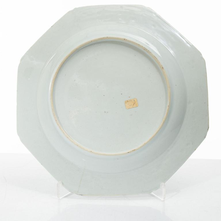 Two Chinese blue and white export porcelain dishes, Qing dynasty, Qianlong (1736-95).