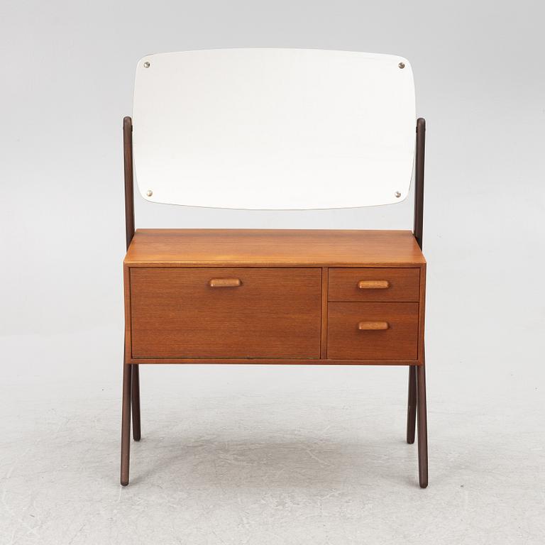 A dresser, Ølholm Møbelfabrik, 1950s.