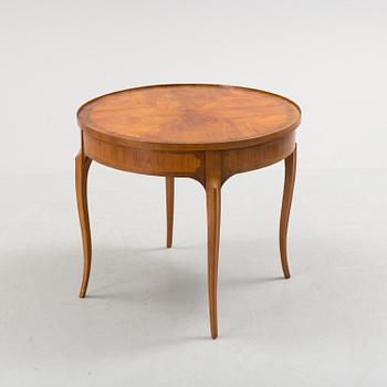 An early 20th century, 'Empire' style drawing room table.