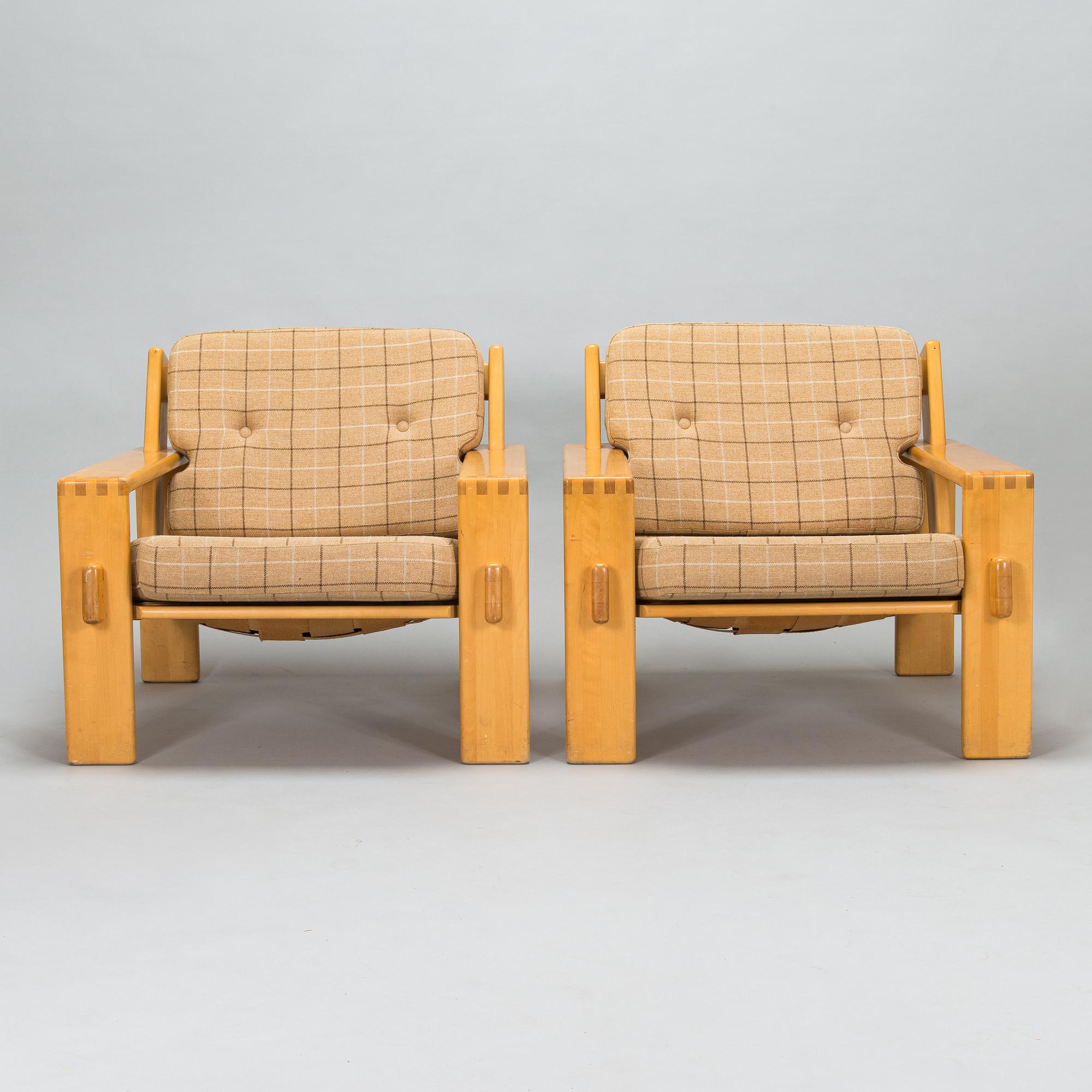 Esko Pajamies, a pair of 1970/80's 'Bonanza' armchairs for Asko.