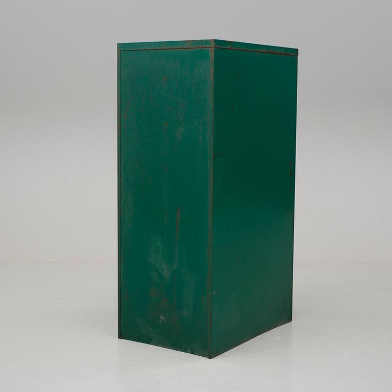 INDUSTRISKÅP, 1960-/70-tal.