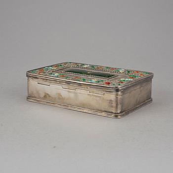 SKRIN, silver och emalj, troligen Nagpur,  Indien, 1900-tal. Vikt 885 g.