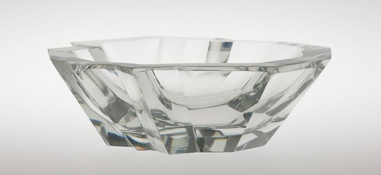 Tapio Wirkkala, A BOWL, 3135.