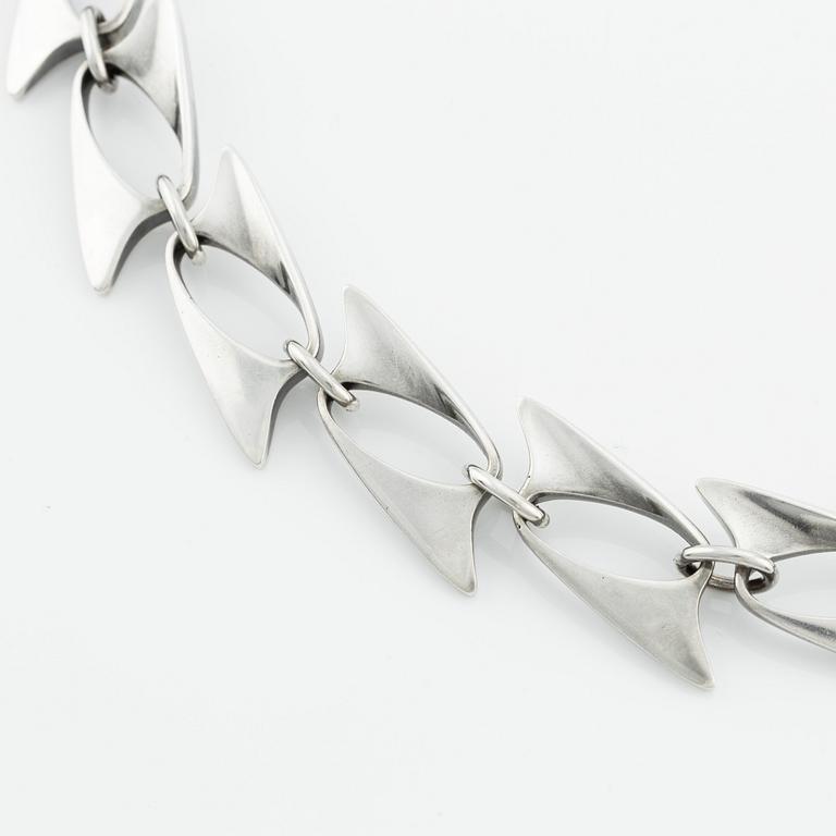 Henning Koppel, a sterling silver necklace for Georg Jensen, Denmark post 1945.