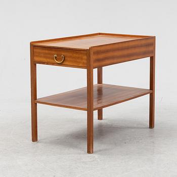 Josef Frank, a model 914 bedside table from Firma Svenskt Tenn, produced prior to 1985.