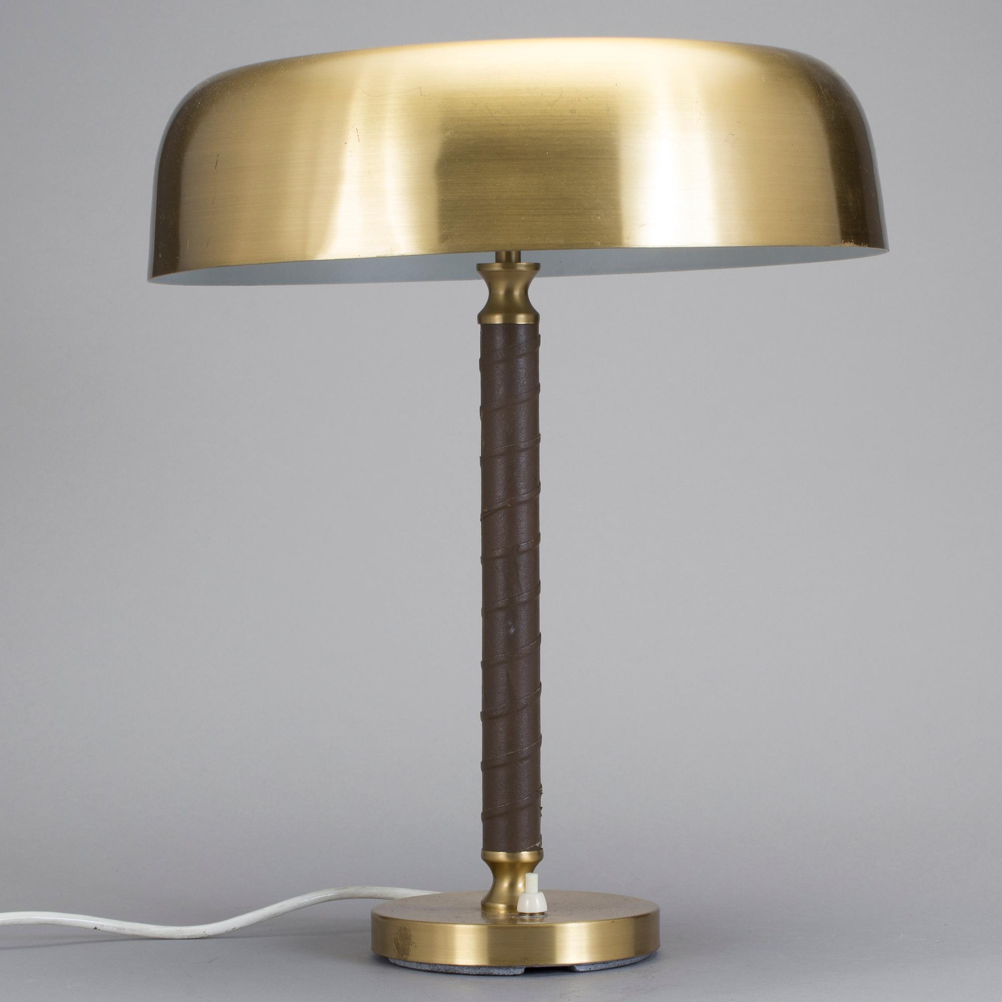 BORDSLAMPA, mässing, omkring 1900-talets mitt.