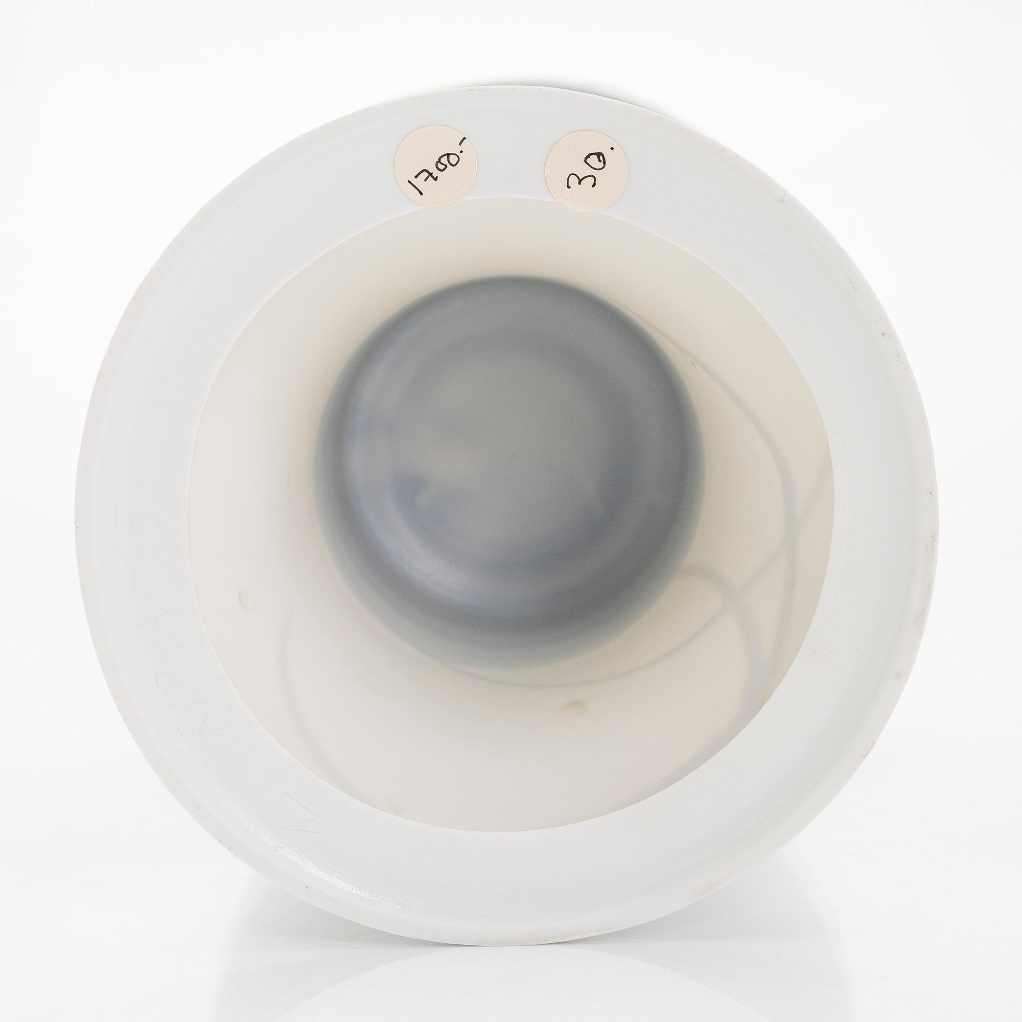 Inkeri Leivo, vas, keramik, signerad IL Arabia 85.