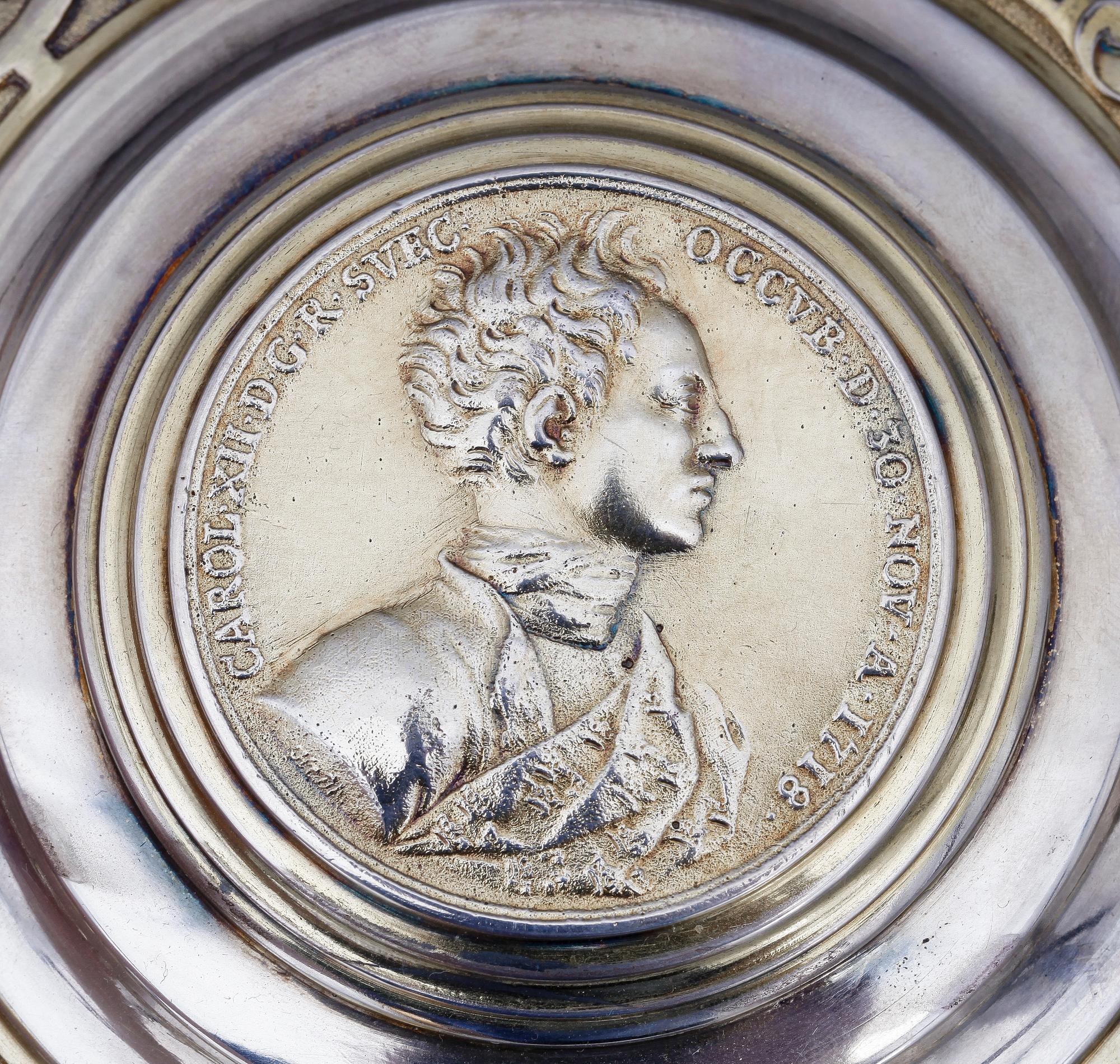 DRYCKESKANNA, silver, barockstil, Möllenborg, Stockholm 1907. Vikt ca  1200 gram.