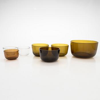 Saara Hopea, a set of 7 bowls, model 5577, Nuutajärvi Notsjö. Designed in 1956.