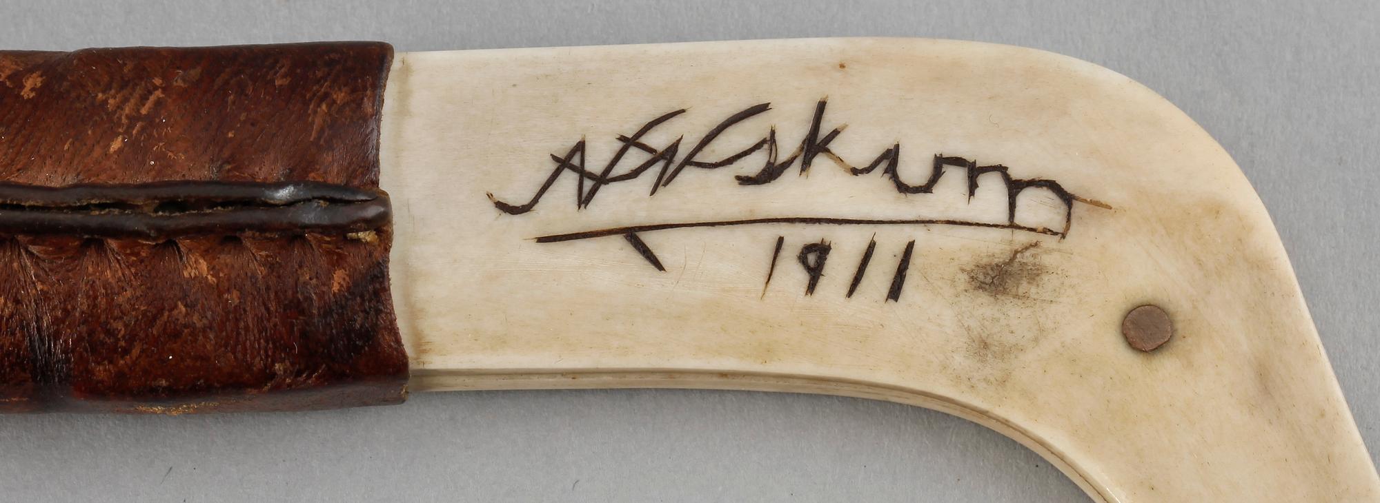 SAMEKNIV, Nils Nilsson Skum, sign 1911.