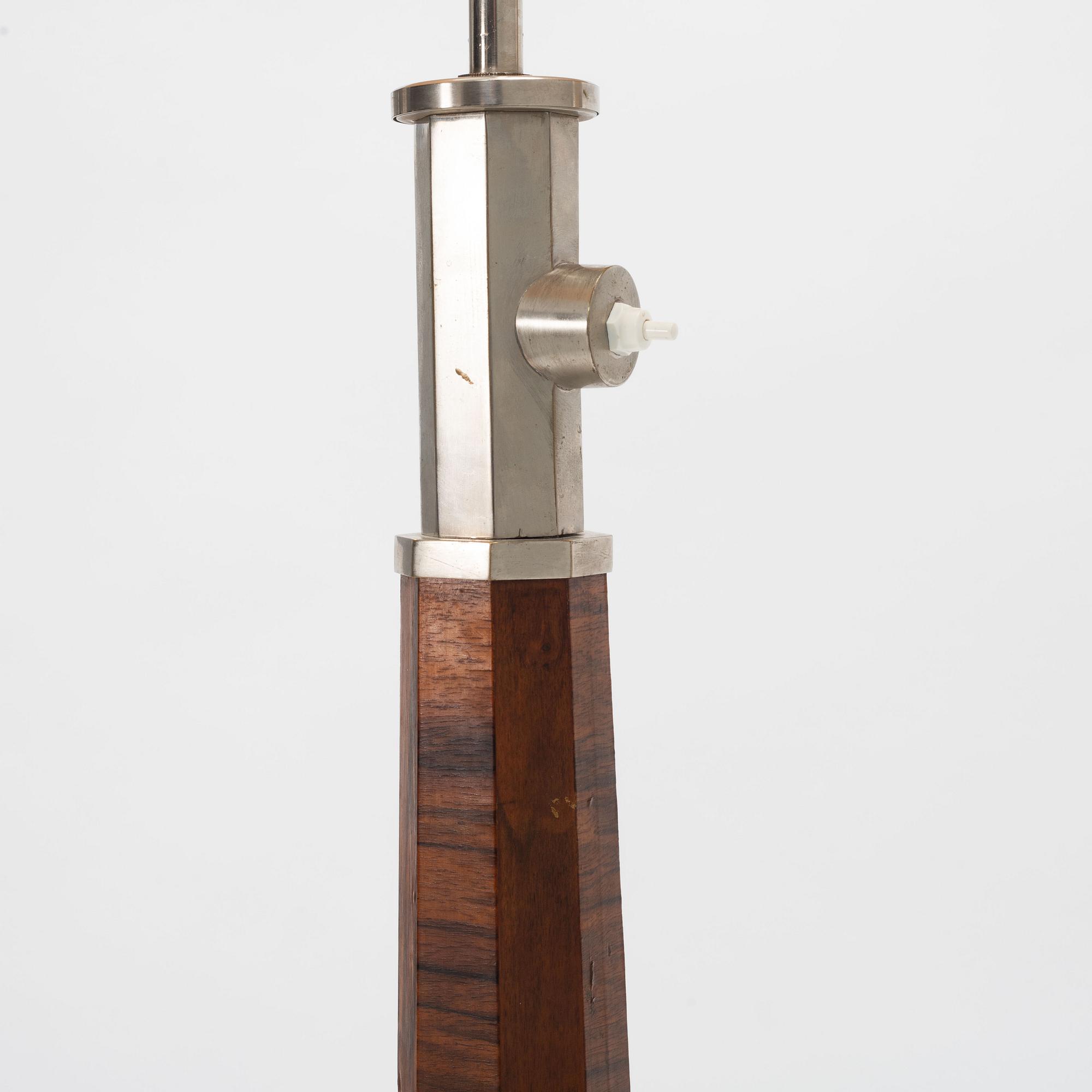 A floor light, 1930's.