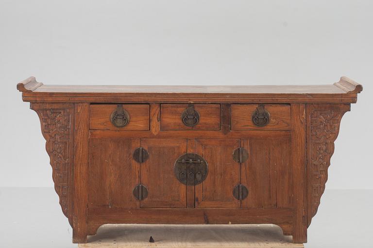 ALTARBORD/SIDEBOARD, Kina 1900-tal.