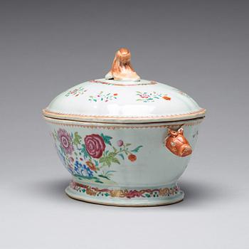 A famille rose tureen with cover, Qing dynasty, Qianlong (1736-95).