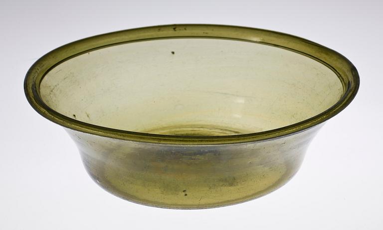 GLASSKÅL MED PASTEJFORM, glas/lergods, bl.a. Höganäs.