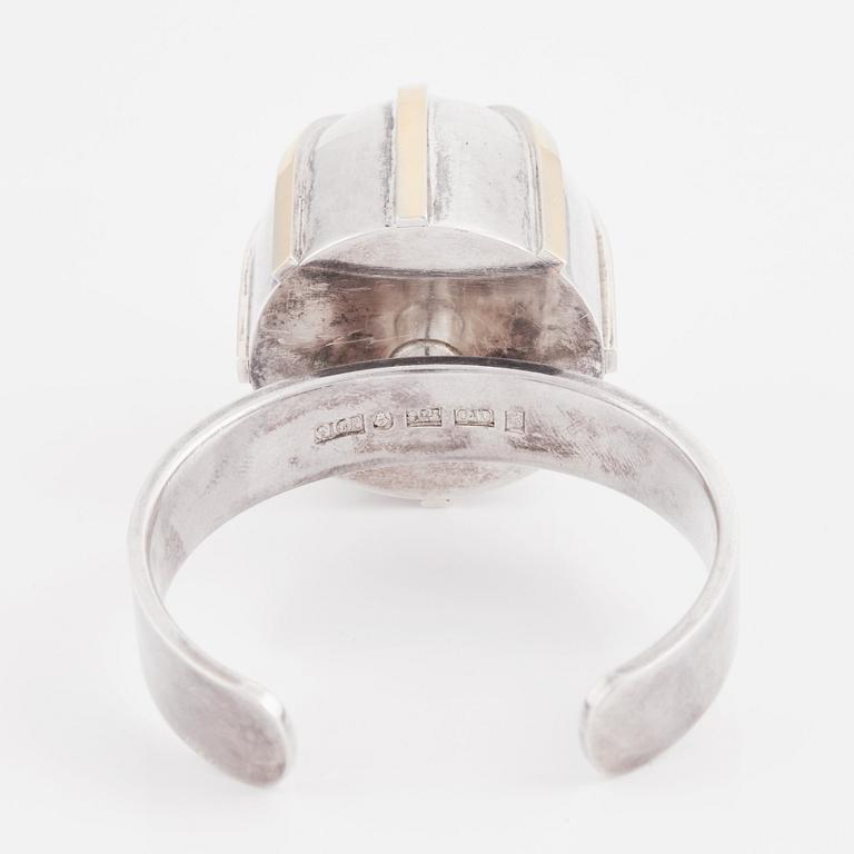 Sigurd Persson, armband sterlingsilver med gulddetaljer,  Stockholm 1988.