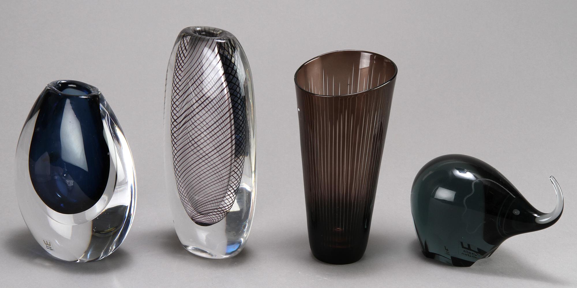 VASER, 3 st, samt FIGRIN, glas, Vicke Lindstrand, Kosta.