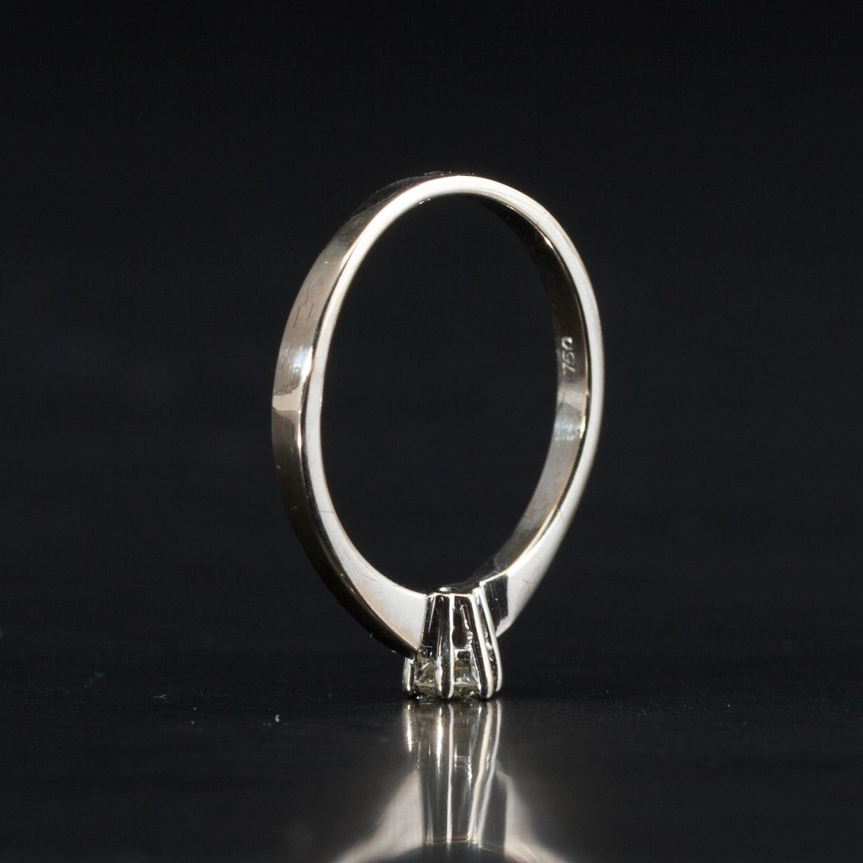 RING, 18K vitguld, briljantslipad diamant 0,17 ct. Gassan. Vikt 2,1 ct. Intyg.