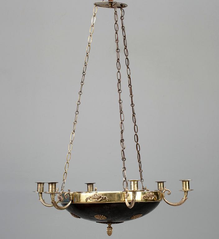 TAKAMPEL, empire, 1800-talets början. H  82.