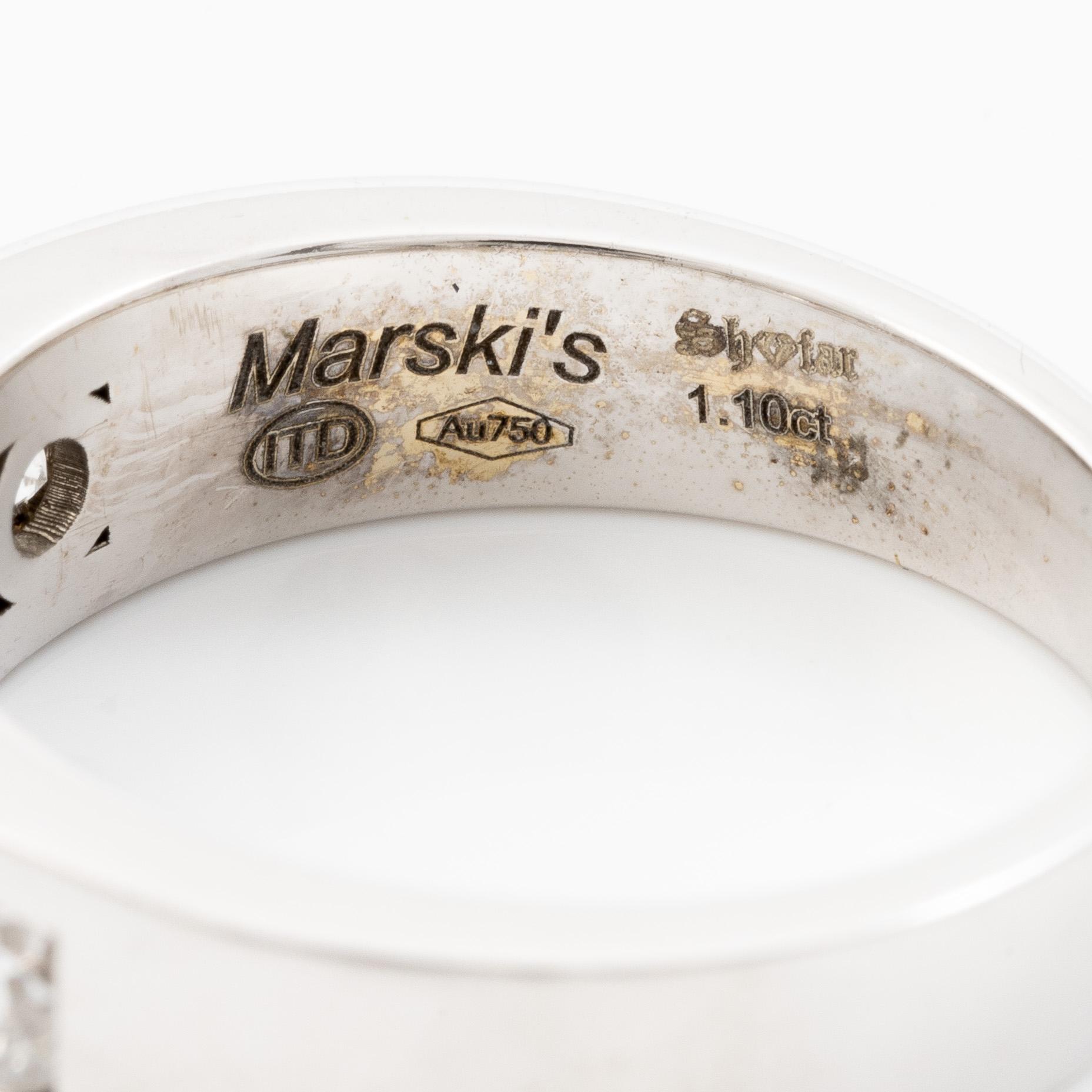 Ring 18K white gold set with round brilliant-cut diamonds.