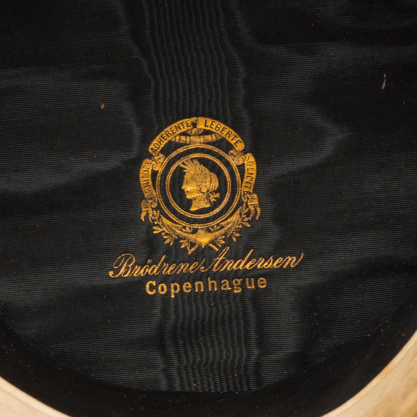 HATTASK SAMT HÖG HATT, 1800-talets senare del / sekelskiftet 1900.